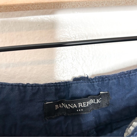 Banana‎ Republic Navy Blue Eyelet Shorts 4 - Picture 4 of 7